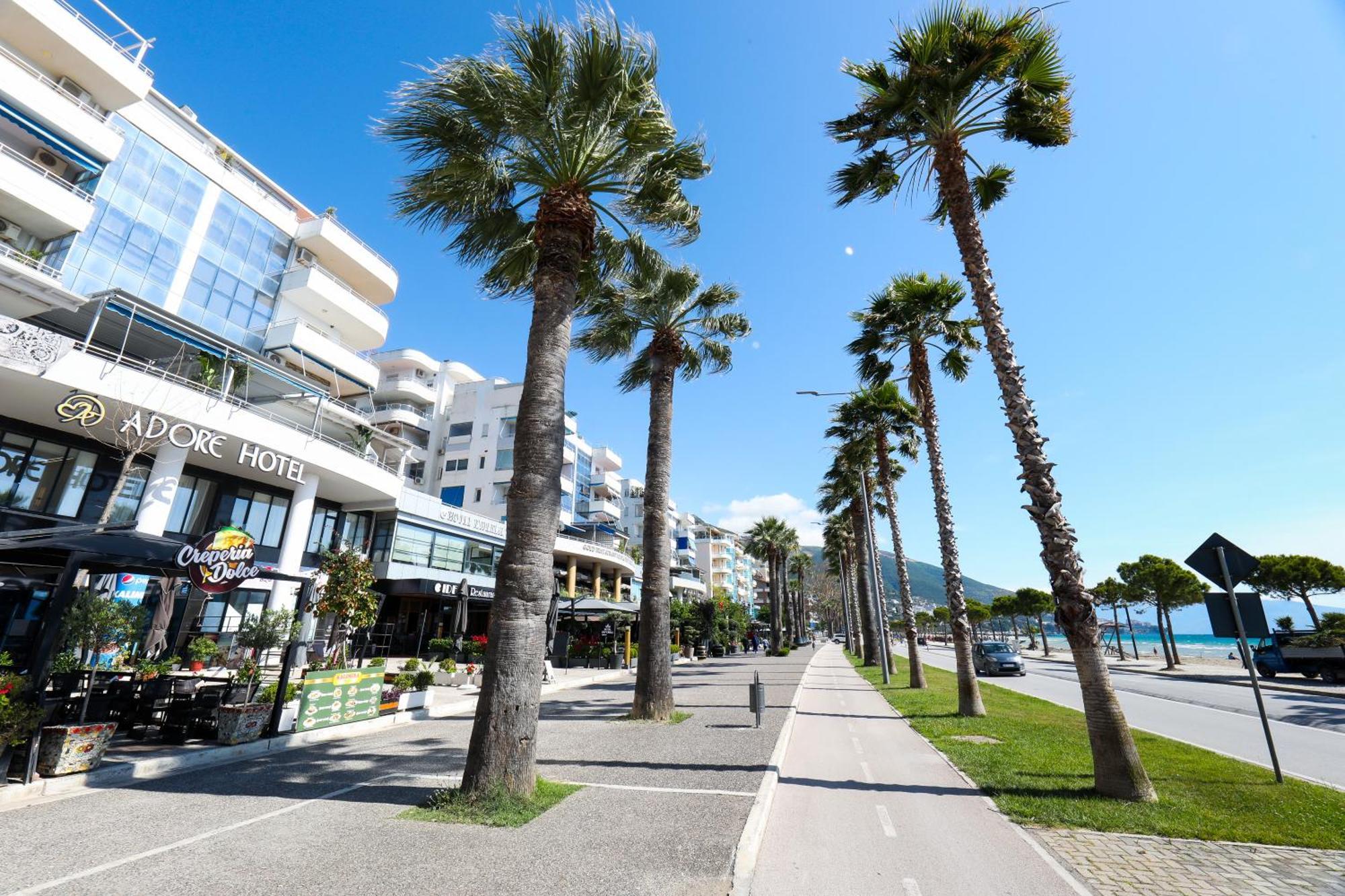 Hotel Adore Vlorë Екстериор снимка